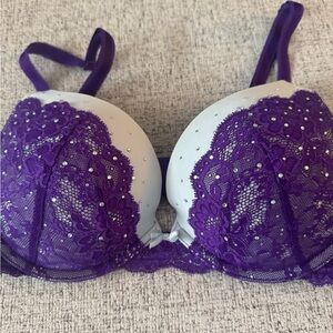 Victoria's Secret Dream Angels Purple and White Lace Bra